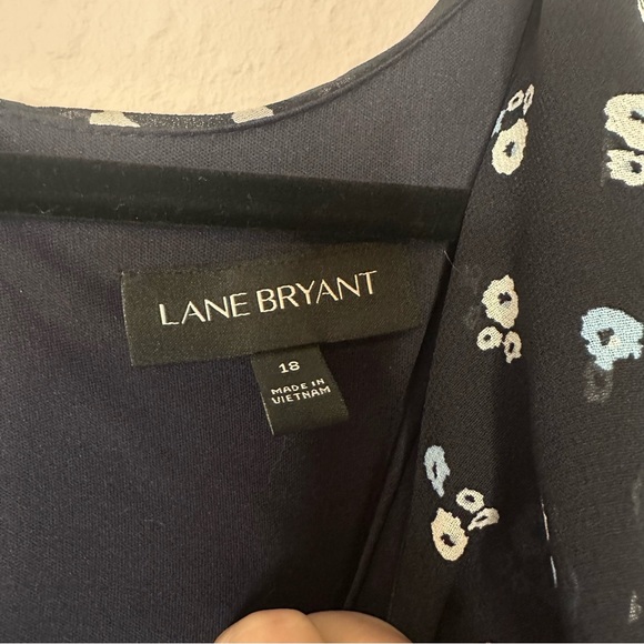 Lane Bryant Navy Flowy Floral Dress, Size 18 - Picture 8 of 11